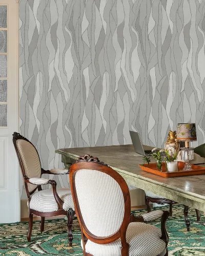 Quenora Keepsake Geometric Wallpaper — Silver Gray
