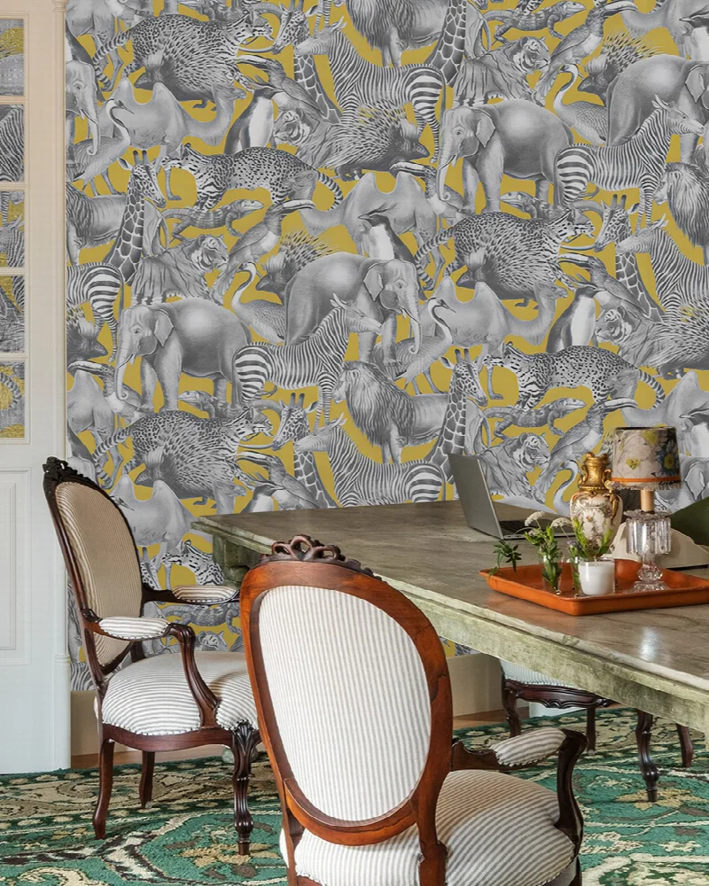 Solenne Muse Tropical Wallpaper
