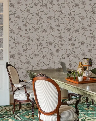 Quenora Echo Floral Wallpaper — Silver Gray