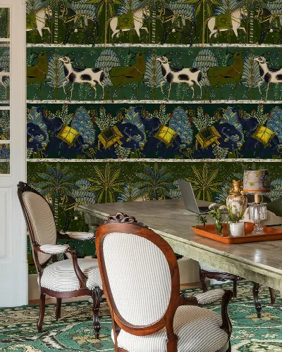 Iverley Atelier Animal Wallpaper — Forest
