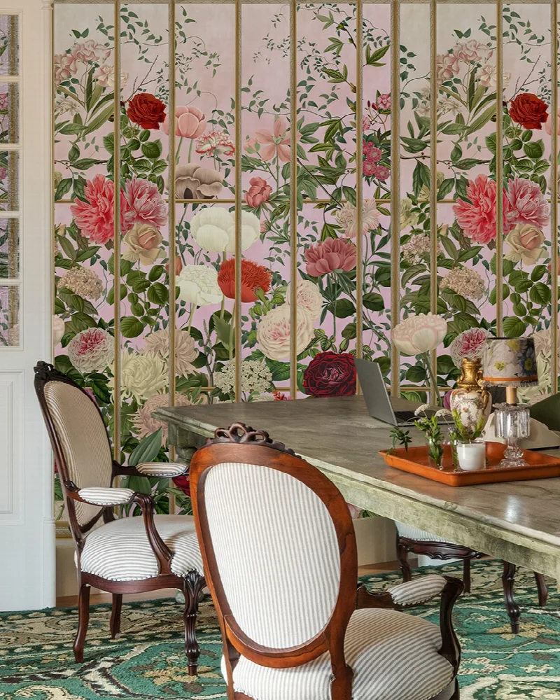 Gildmere Gleam Floral Wallpaper